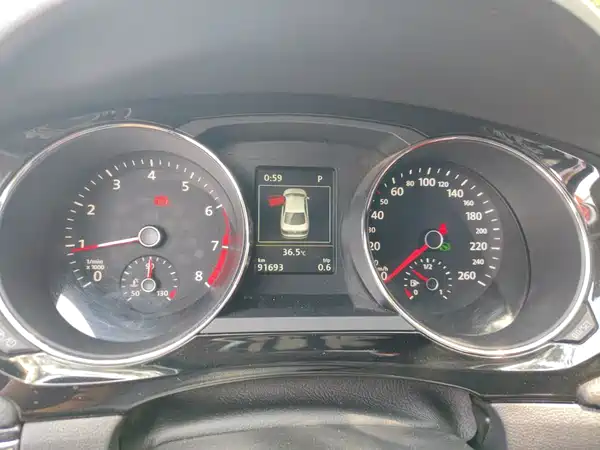 Volkswagen Sagitar 2018
