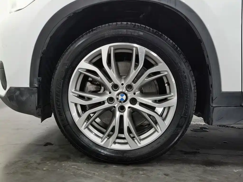 BMW X1 2018 — фото 17