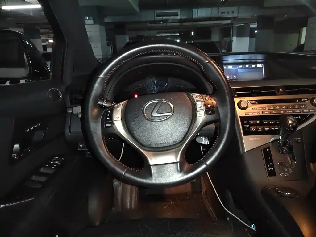 Lexus RX Classic 2014 — фото 11