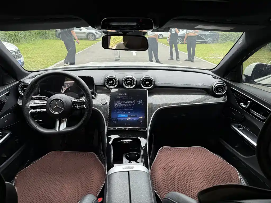 Mercedes-Benz C-Class 2023