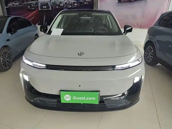 Leapmotor B10 2025