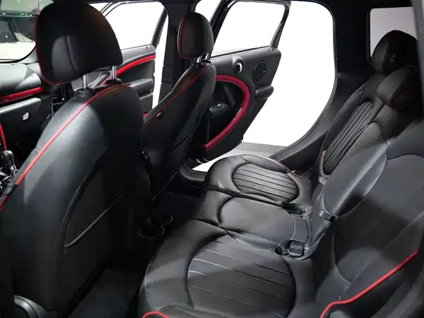 MINI JCW COUNTRYMAN 2016