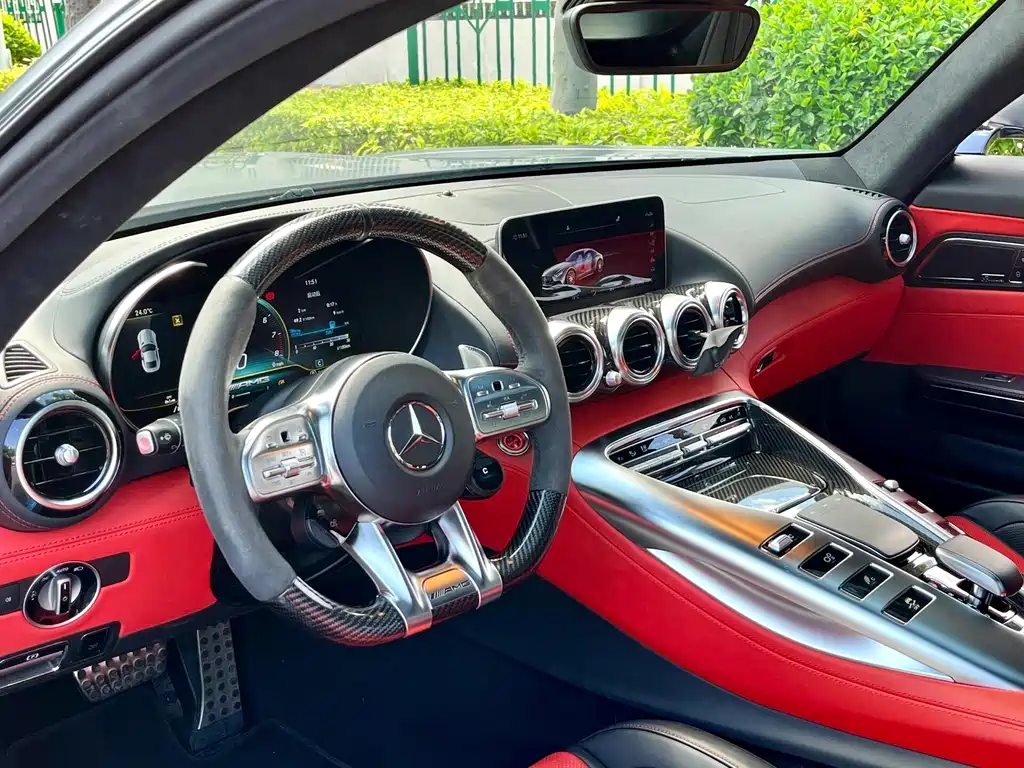 Mercedes-Benz AMG GT 2021 — фото 11