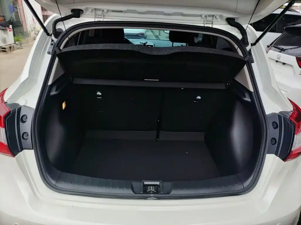 Nissan Tiida 2023 — фото 19