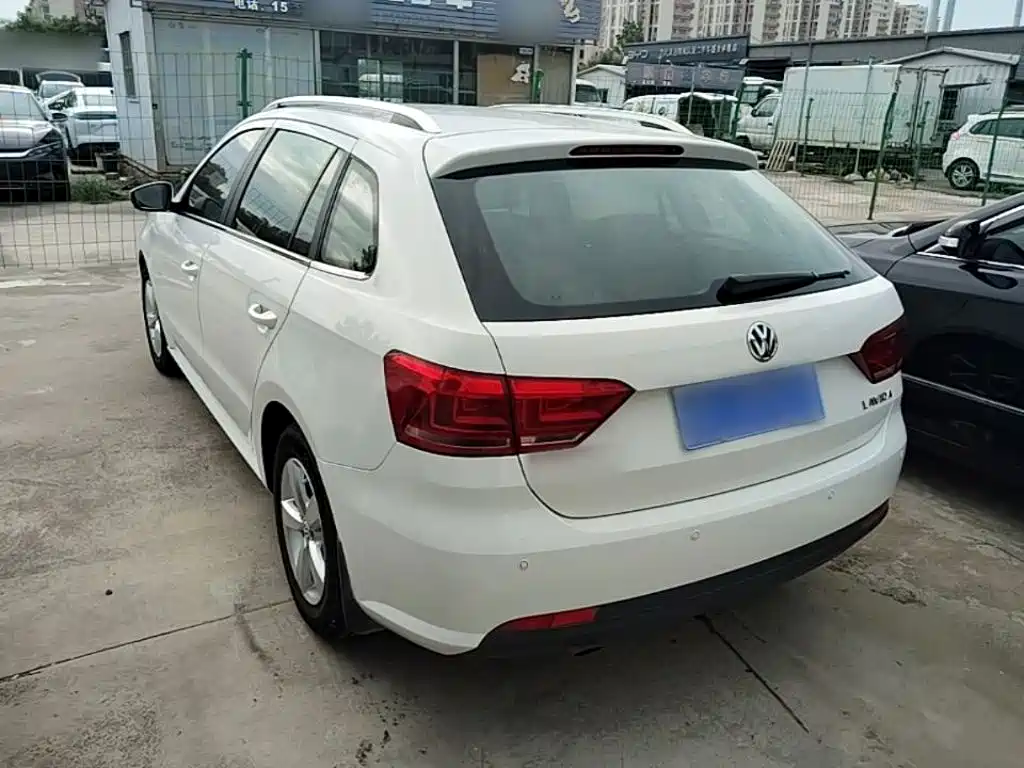 Volkswagen Gran Lavida 2015 — фото 5