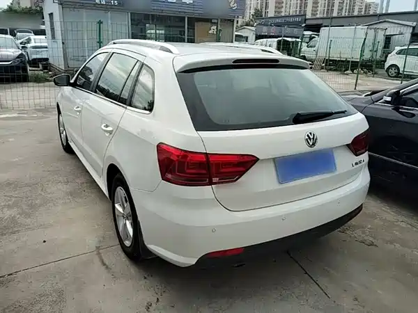 Volkswagen Gran Lavida 2015