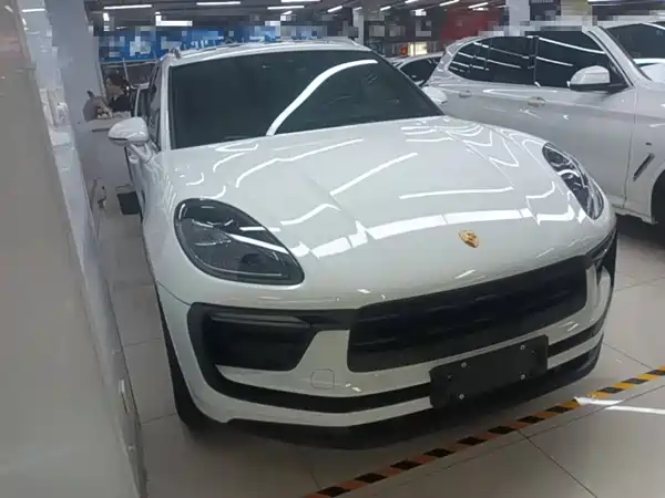 Porsche Macan 2023