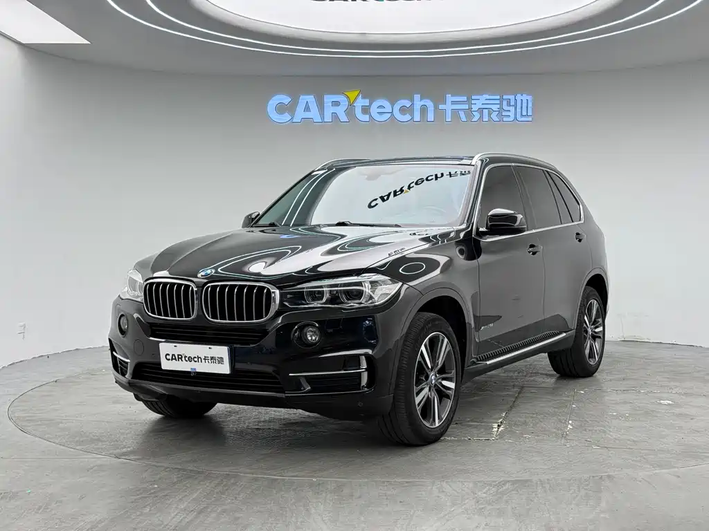 BMW X5 2018 — фото 1