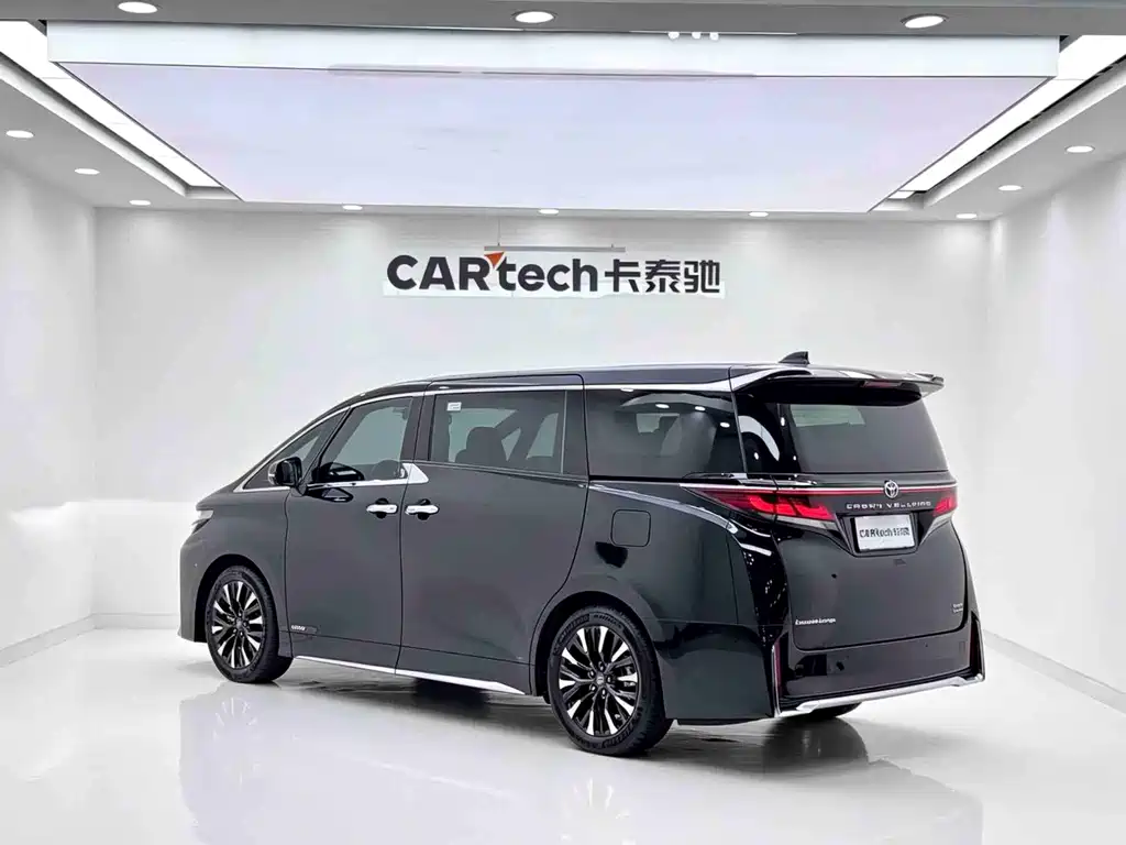 Toyota Vellfire 2025