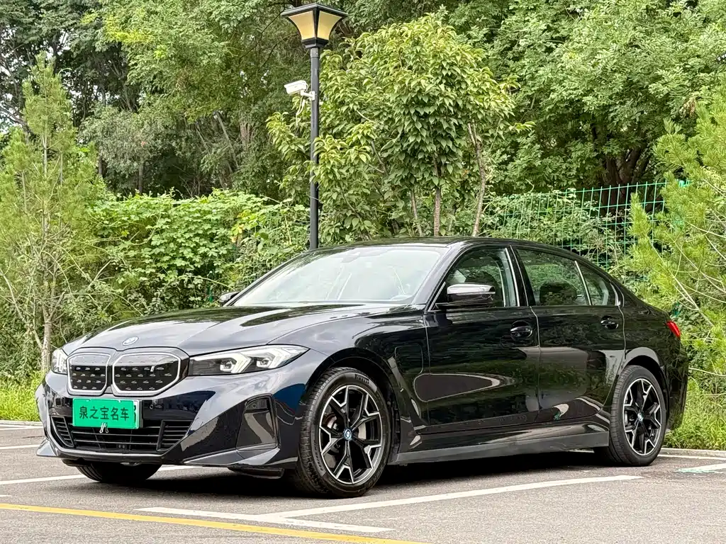 BMW i3 2024 — фото 1