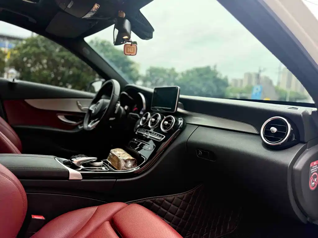 Mercedes-Benz C-Class 2016 — фото 17