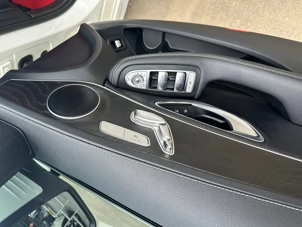 Mercedes-Benz C-Class 2019 — фото 10