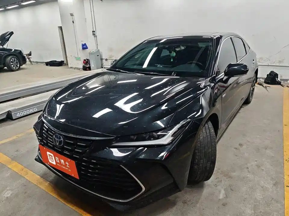 Toyota Avalon 2023 — фото 1