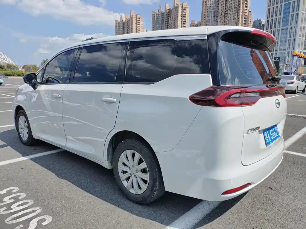 GAC Trumpchi M6 2022 — фото 5