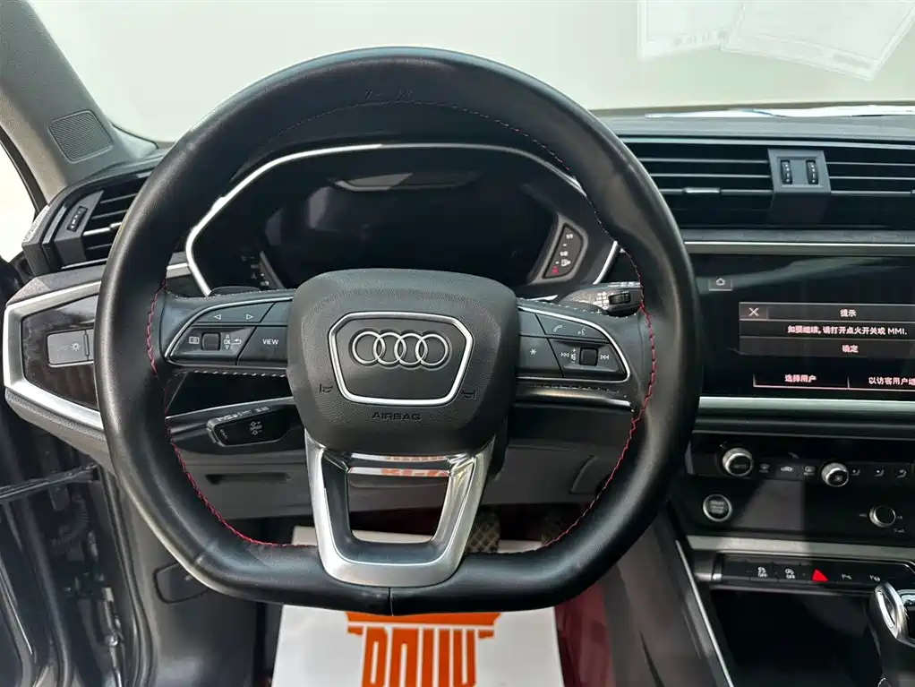 Audi Q3 2022 — фото 25