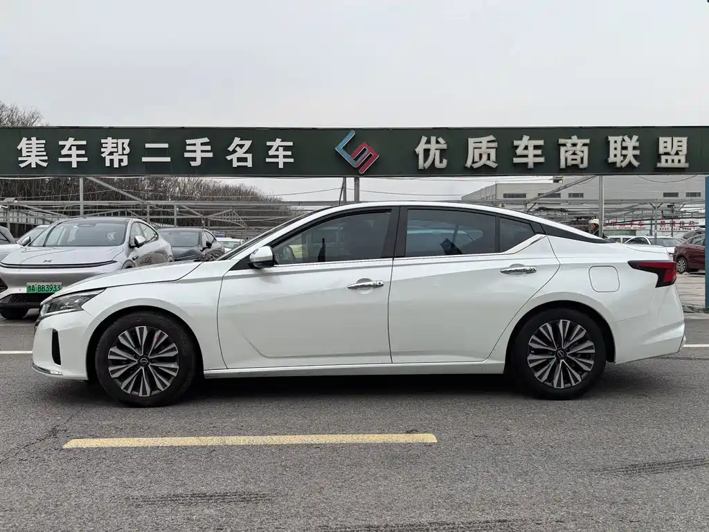Nissan Teana 2023 — фото 3