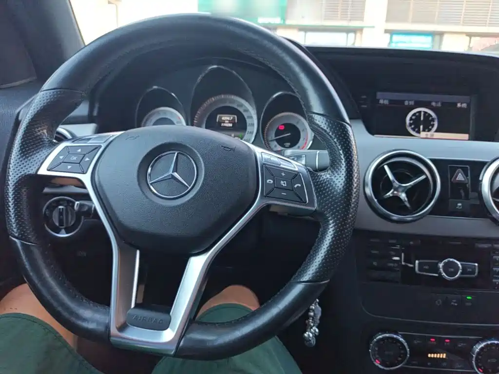 Mercedes-Benz GLK-Class 2015 — фото 10