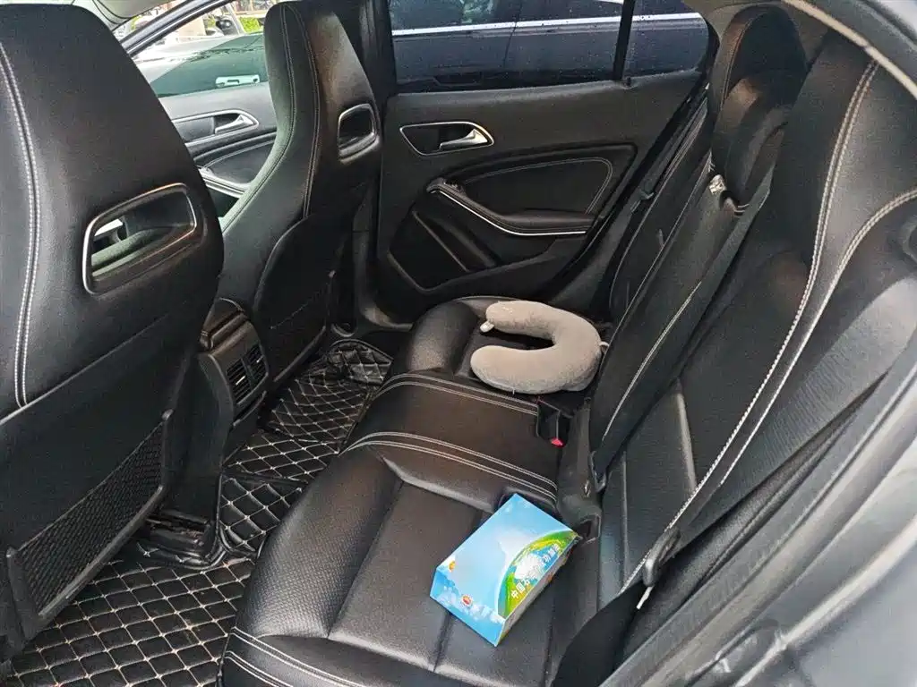 Mercedes-Benz GLA 2018 — фото 18