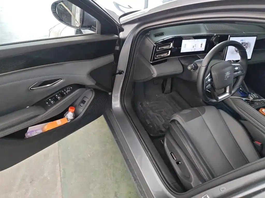 BYD Qin L 2025 — фото 17