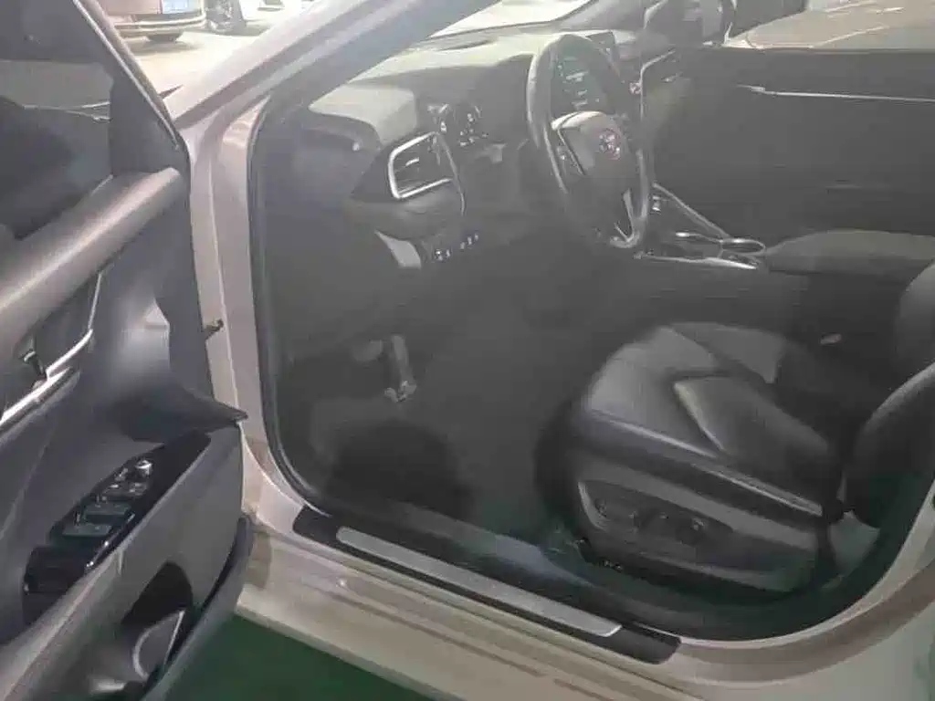 Toyota Camry 2022