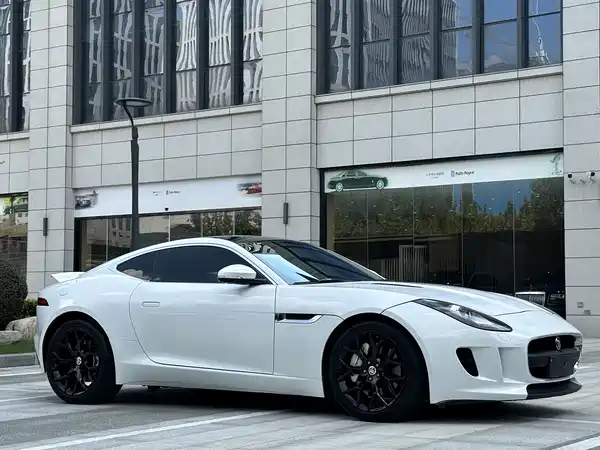 Jaguar F-TYPE 2016