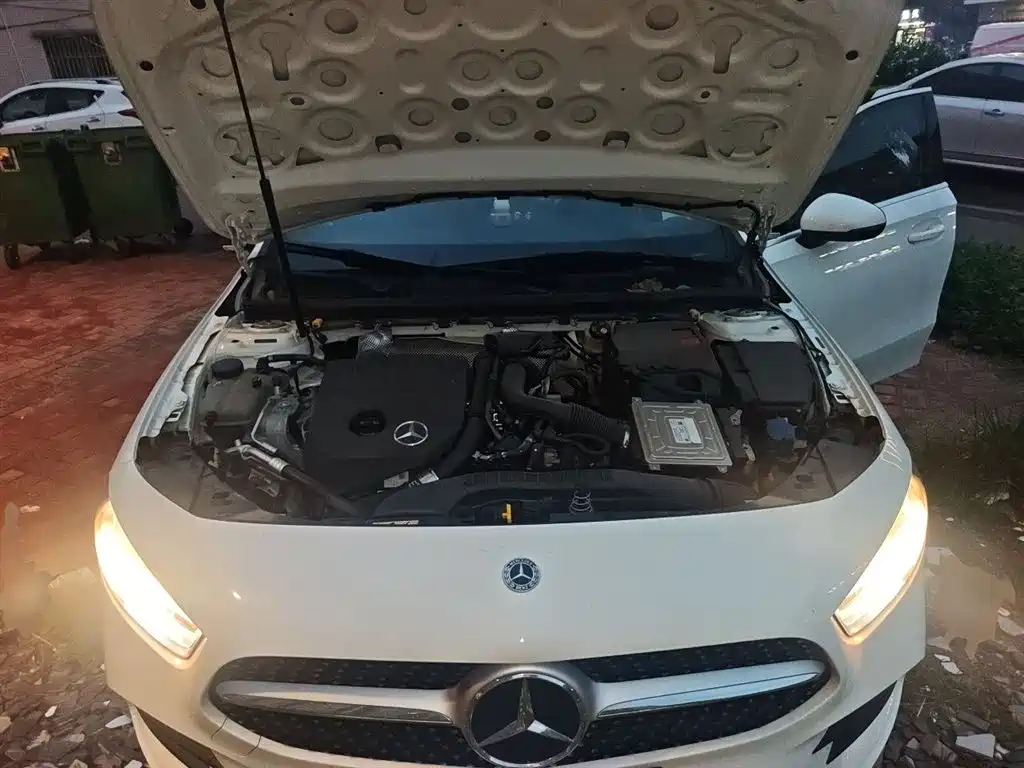 Mercedes-Benz A-Class 2021 — фото 16