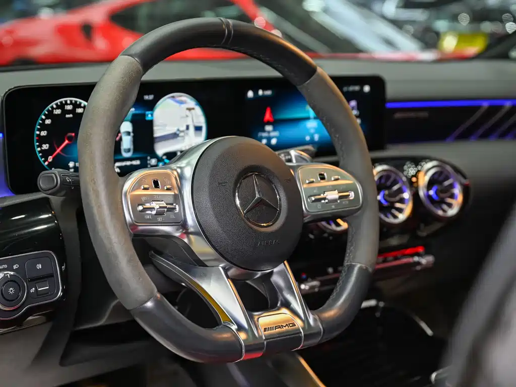 Mercedes-Benz CLA AMG 2022 — фото 9