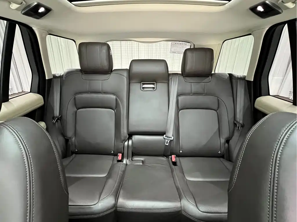 Land Rover Range Rover 2021 — фото 7