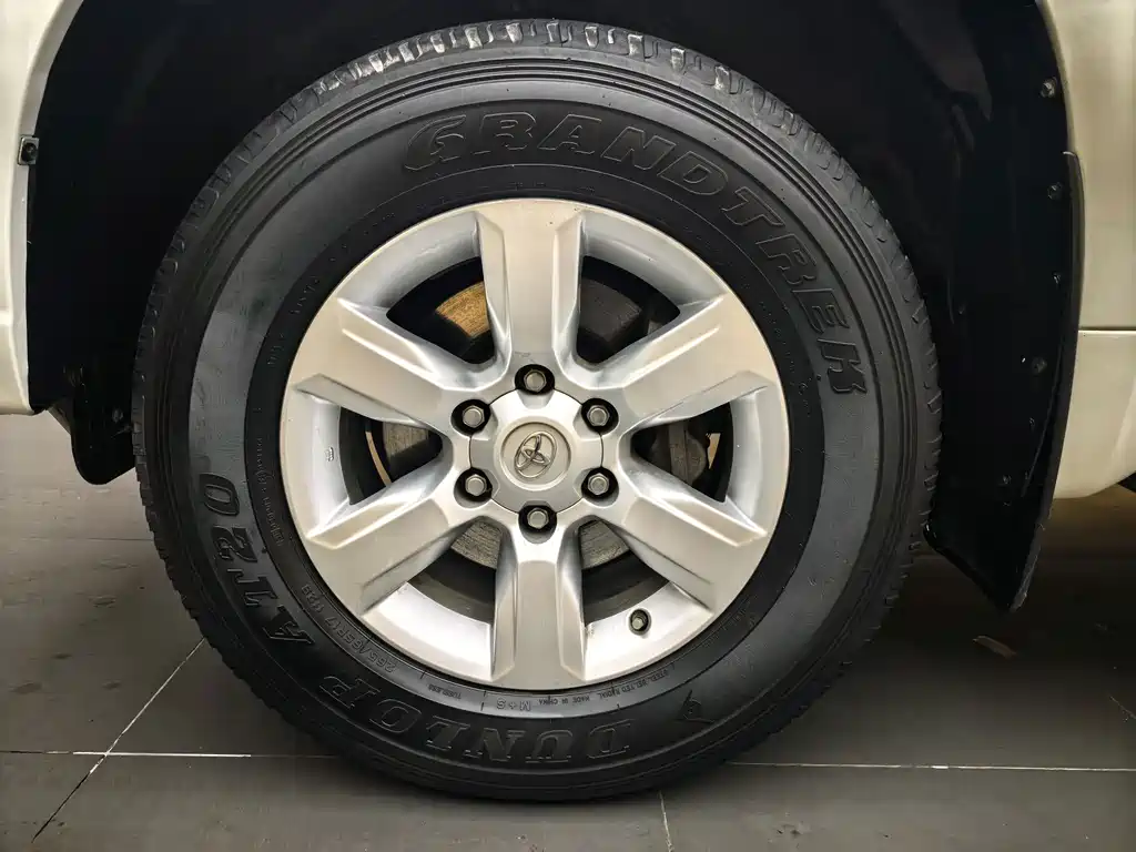 Toyota Prado 2017 — фото 20