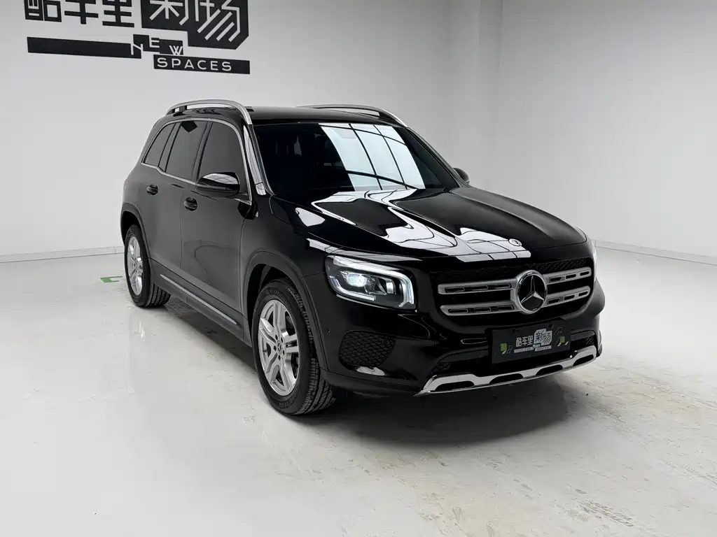 Mercedes-Benz GLB 2023 — фото 3