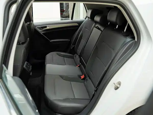 Volkswagen Golf 2020