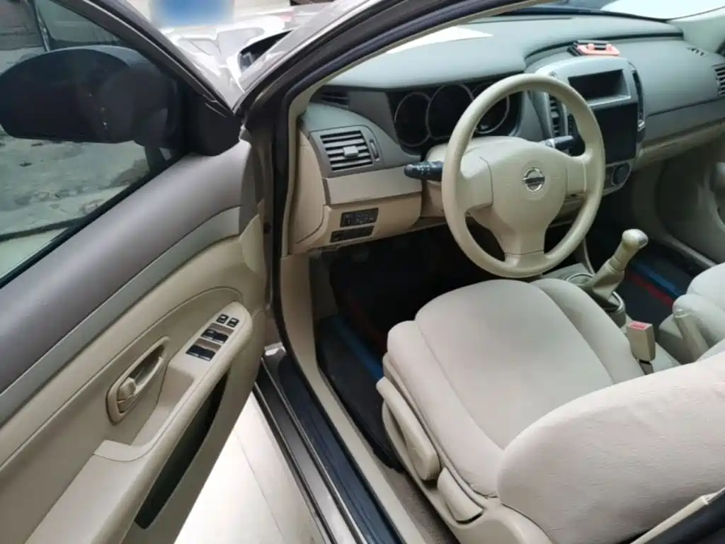Nissan Sylphy 2018 — фото 16