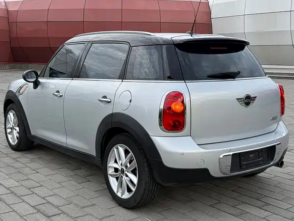 MINI Countryman 2011
