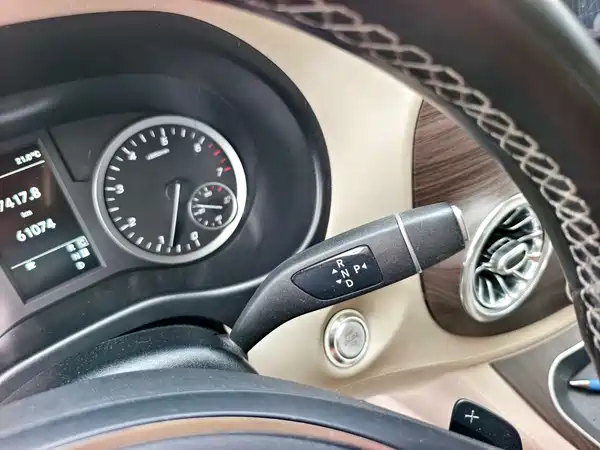 Mercedes-Benz Vito 2021