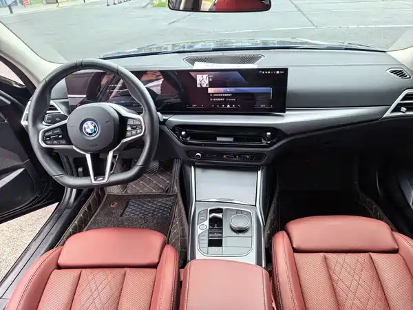 BMW i3 2025