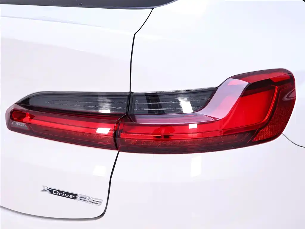 BMW X4 2021 — фото 9