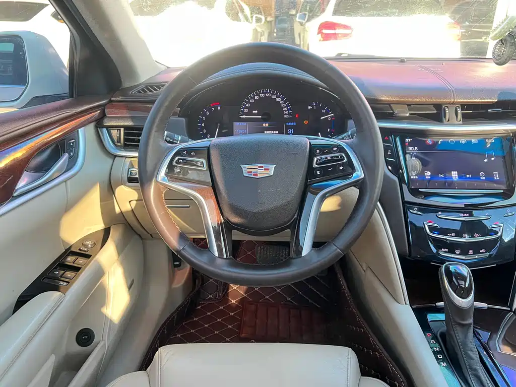 Cadillac XTS 2016 — фото 17
