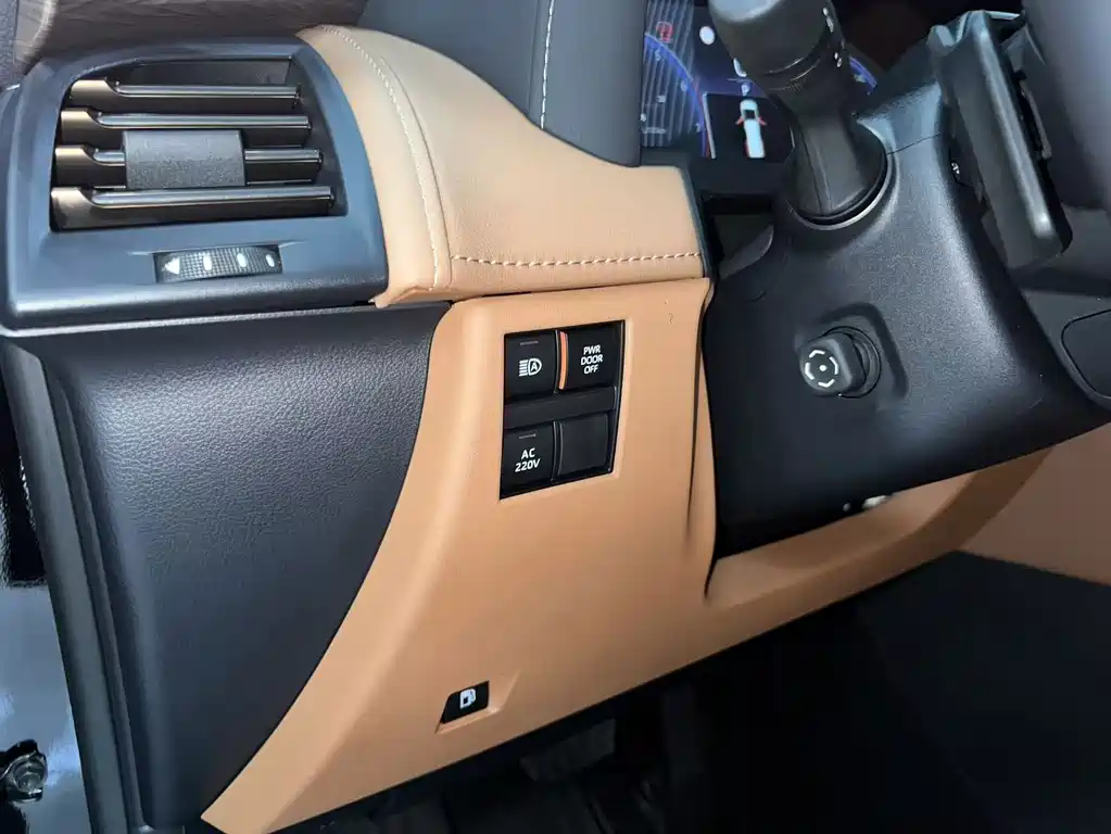 Toyota Vellfire 2025 — фото 15