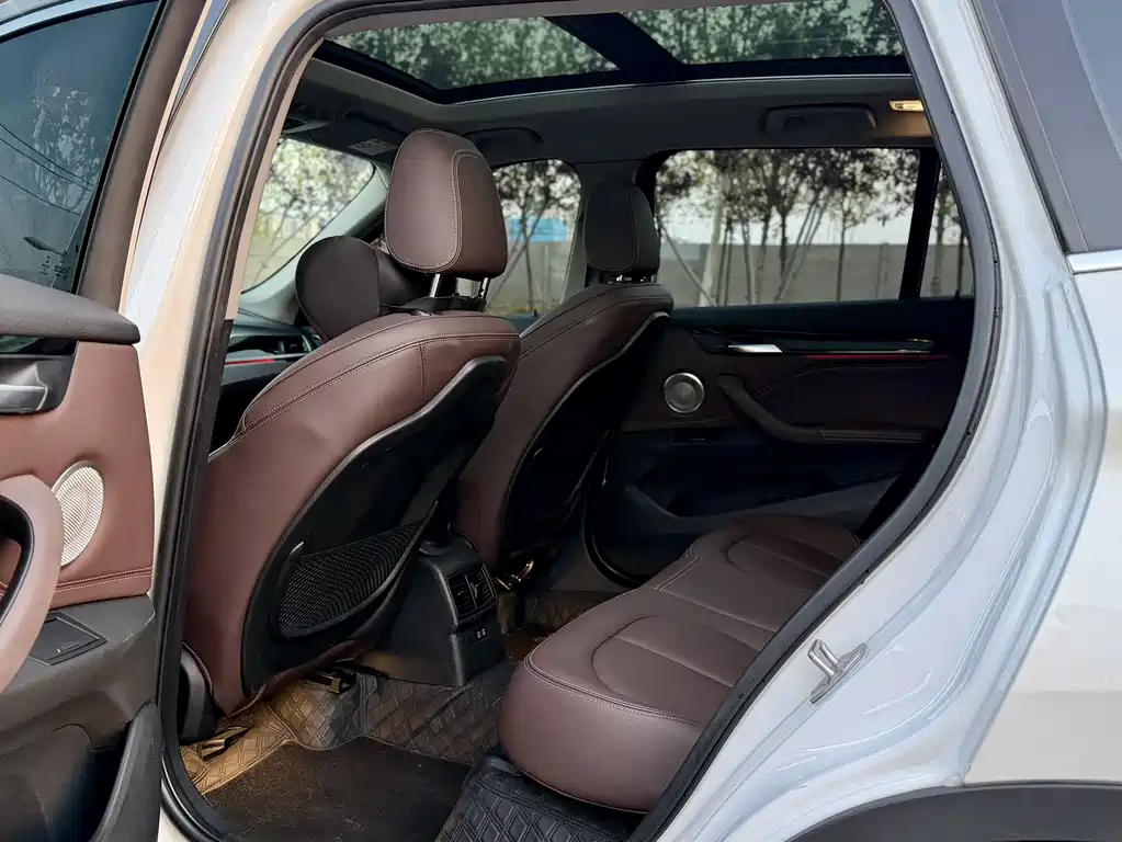 BMW X1 2022 — фото 15