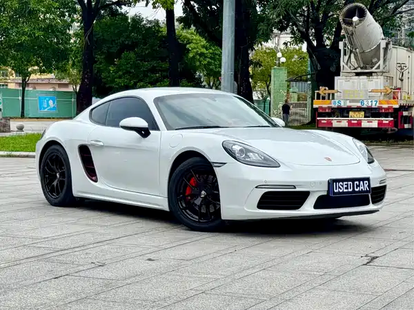 Porsche 718 2017