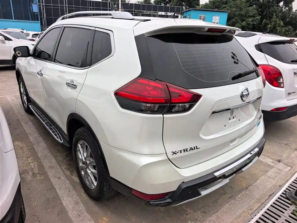 Nissan X-Trail 2018 — фото 4