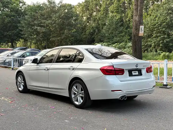 BMW 3 Series 2017