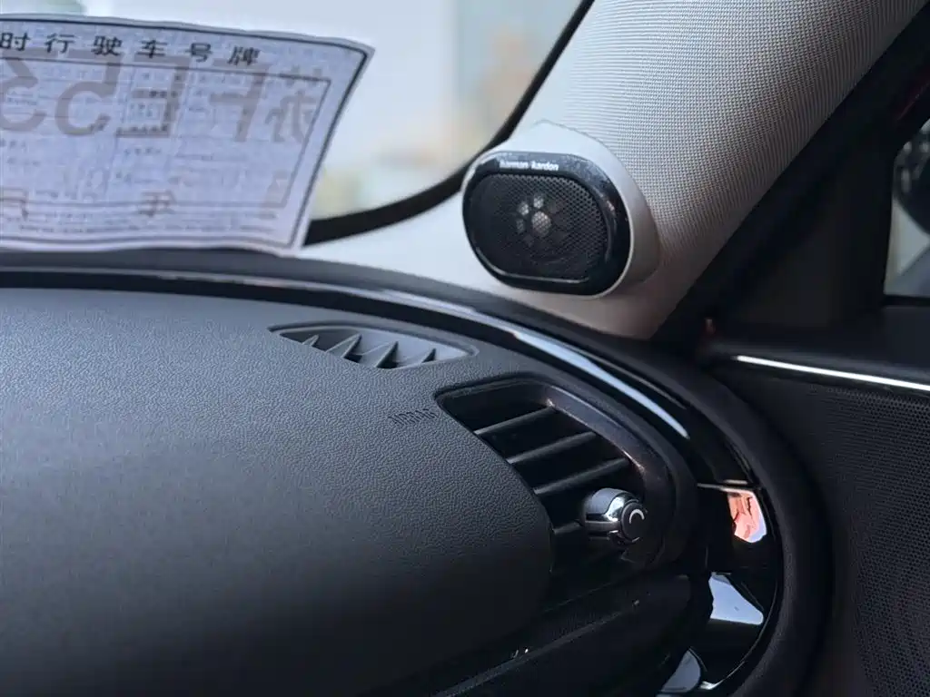 MINI Clubman 2022 — фото 15