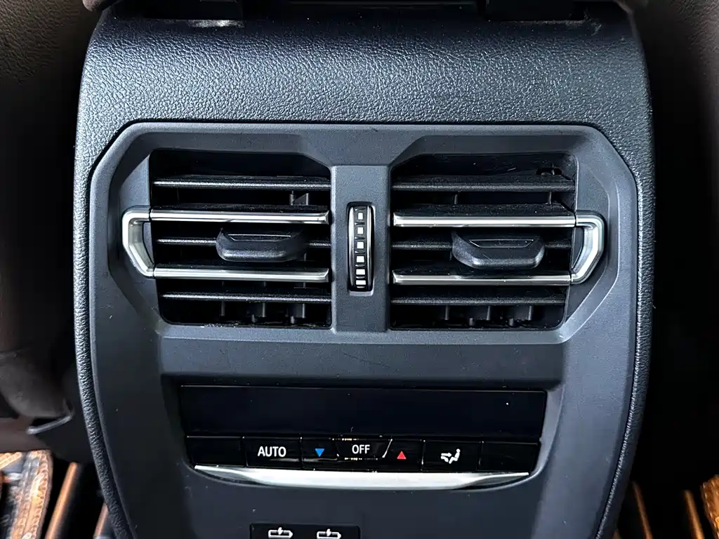 BMW 3 Series 2022 — фото 10