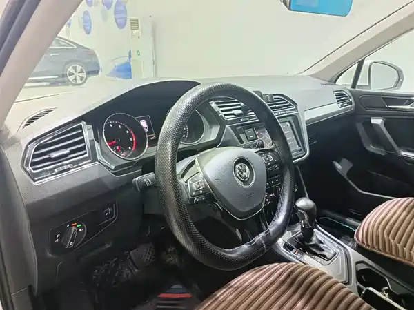 Volkswagen Tiguan L 2019
