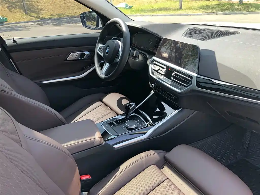 BMW 3 Series 2020 — фото 15