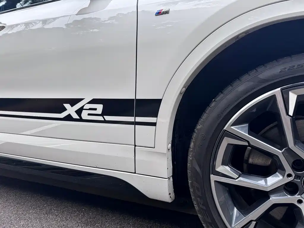 BMW X2 2023 — фото 13