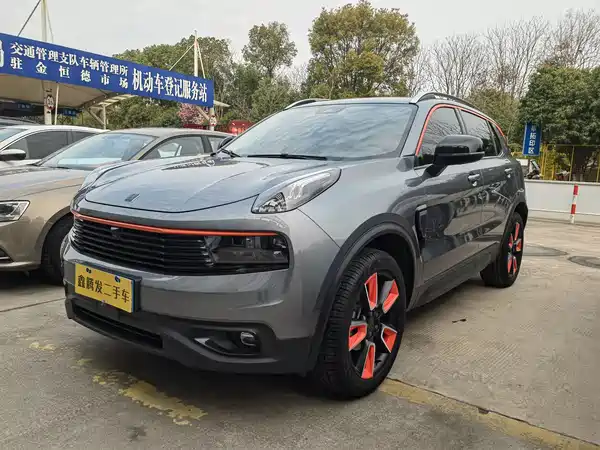 Lynk & Co 01 2021