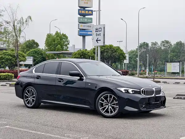 BMW 3 Series 2024