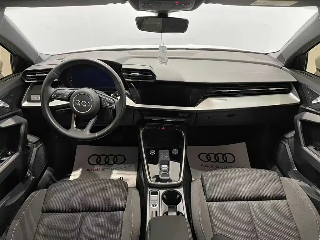 Audi A3 2022 — фото 7